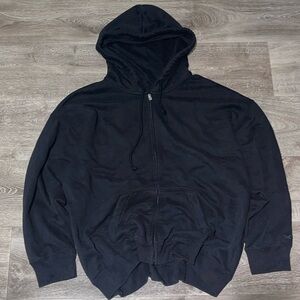 Black Hollister Co. zip up hoodie